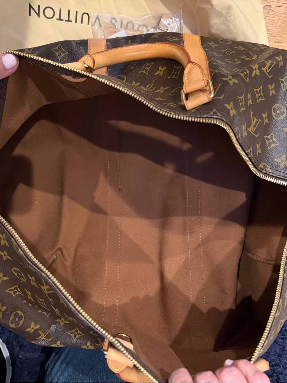 Louis Vuitton Luxury Monogram Travel Tote Bag in Brown